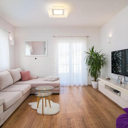 Apartment Toma Podstrana Buitenkant foto